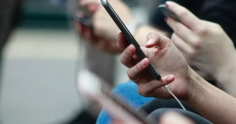 Yurt dışından cep telefonu getirecekler dikkat! IMEI kayıt ücretlerinde büyük artış