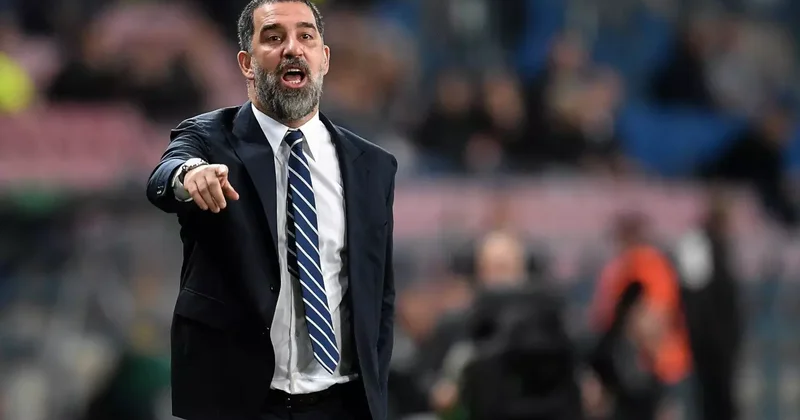 Arda Turan dan Cumhurbaşkanı Erdoğan ve dünya liderlerine acil Ukrayna çağrısı