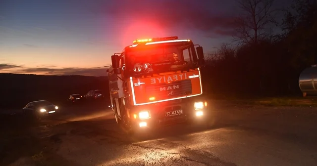 Bahçede plastik kablo yaktı, ekipleri harekete geçirdi Sinop Haberleri