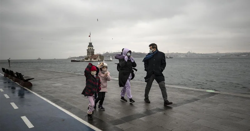 İstanbul da yağışlı hava etkisini gösterecek