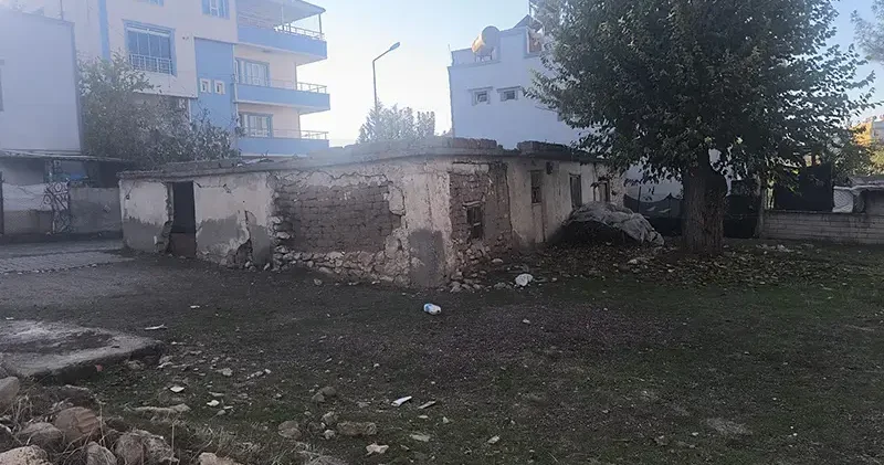 Kaçırılmış gibi davranıp, ailesinden 8 cumhuriyet altını fidye istedi