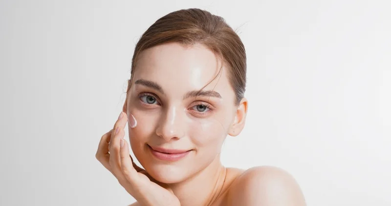 Bu iki ürünü asla beraber kullanmayın! Pürüzsüz bir cilde giden yolda bu cilt bakım ürünlerini beraber kullanmak her şeyi bozabilir!