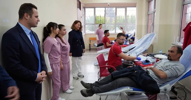 Öğretmenler kan bağışında bulundu Muğla Haberleri