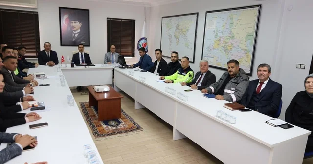 Dinar da kış tedbirleri masaya yatırıldı Afyonkarahisar Haberleri