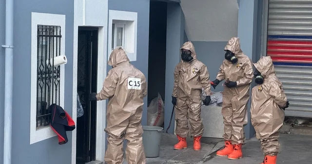 Seydikemer de zehirlenme vakası sonrası AFAD ve bilirkişi heyetinden inceleme İlk ölçümlerde, evin bazı bölümlerinde türü belirlenemeyen gaz tespit edildi Muğla Haberleri