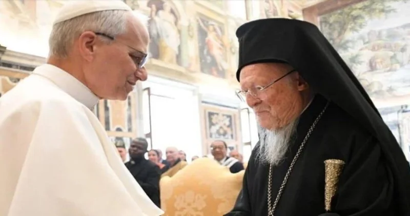 Papa nın Türkiye ziyaretine Lozan ve Ekümenlik uyarısı