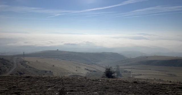 Sis adeta kenti yuttu, doğa olayı izleyenleri mest etti Sivas Haberleri