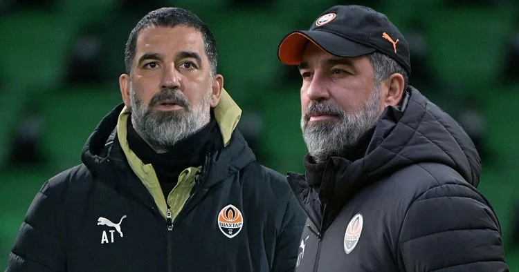 Arda Turan dan duygusal sözler! Çocuklar savaşı düşünmek zorunda