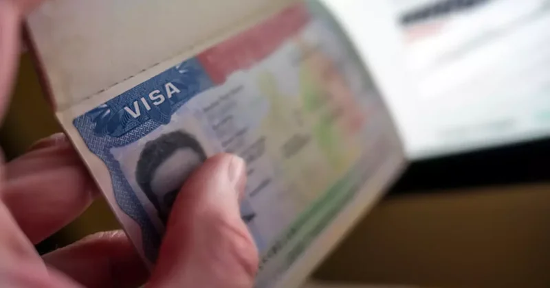 ABD den saldırı sonrası yeni hamle! Tüm başvuruları askıya aldı