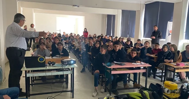 Bitlis, Van ve Muş illerindeki öğrenciler Mavi Bilim le buluştu Bitlis Haberleri