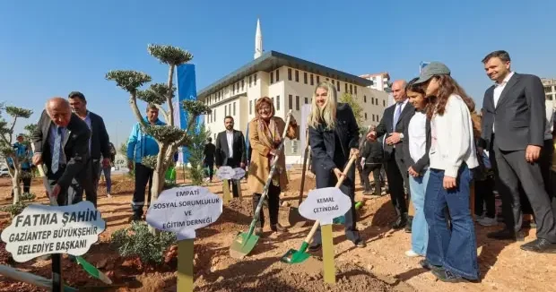 Gaziantep haberleri Yeşil Antep Projesi 42 nci etabı ile devam ediyor 27 Kasım 2025