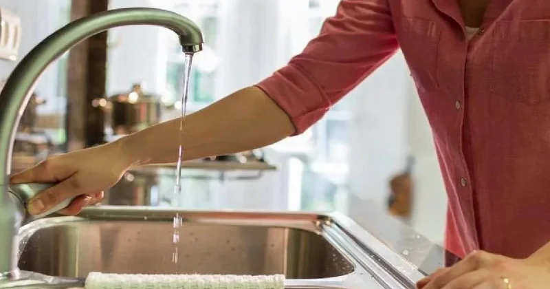Lavaboya asla dökmemeniz gerekenler: Çoğu kişi bilmiyor Sözcü Gazetesi