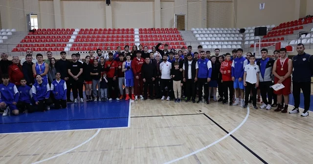 Bilecik te Atatürk Kupası Boks Müsabakaları tamamlandı Bilecik Haberleri