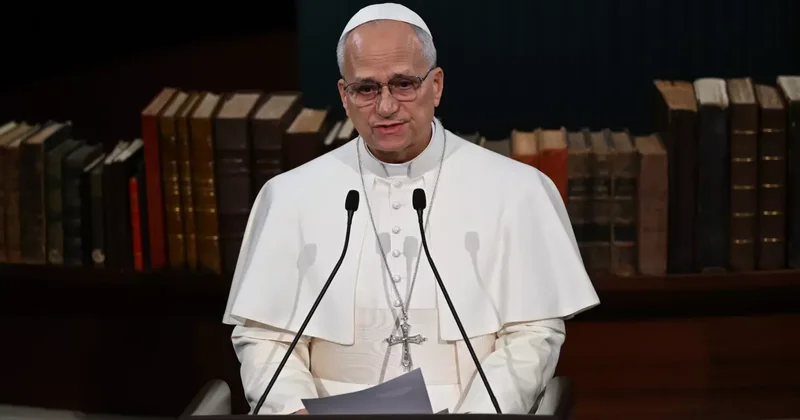 Papa nın Türkiye ziyareti için tasarlattığı logoda köprü detayı: Ne anlama geliyor?