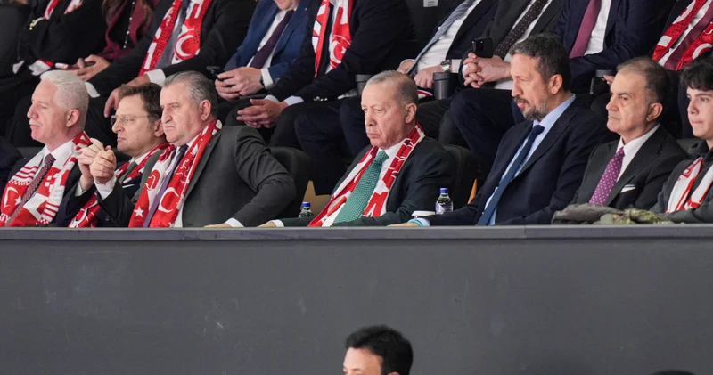 Cumhurbaşkanı Recep Tayyip Erdoğan dan 12 Dev Adam a destek! Basketbol Haberleri