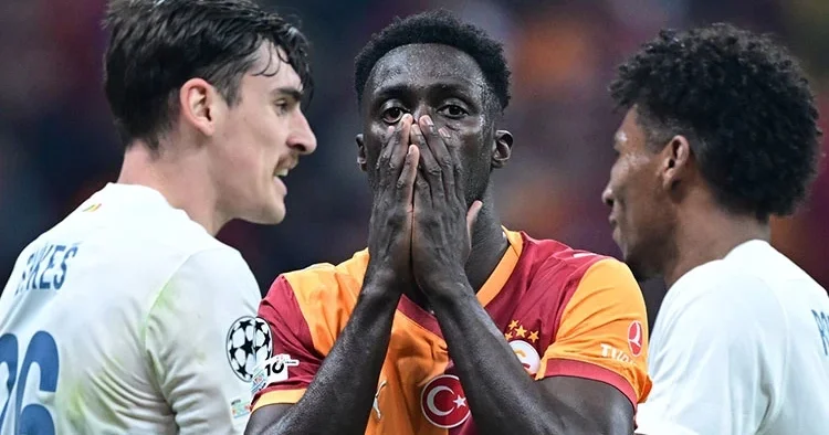 Galatasaray da korkutan duraklama!