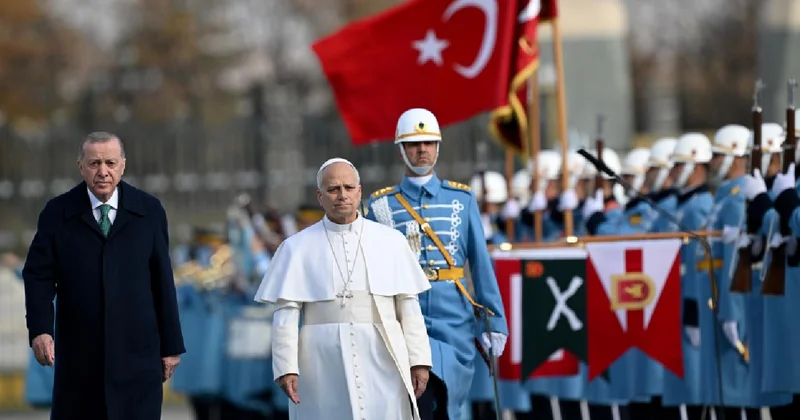 Burhanettin Duran: Türkiye barış ve adalet adına aktif sorumluluk alma iradesini gösteriyor