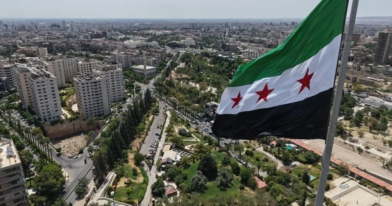 Suriye de Esad rejimi döneminden 70 subay serbest bırakıldı Dış Haberler