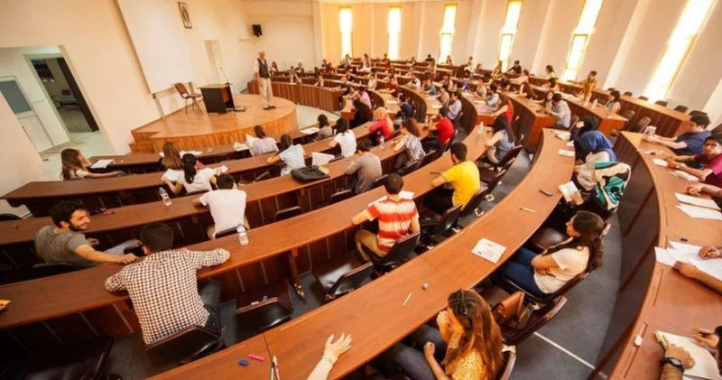 Üniversiteden atılan öğrenciler için af hazırlığı