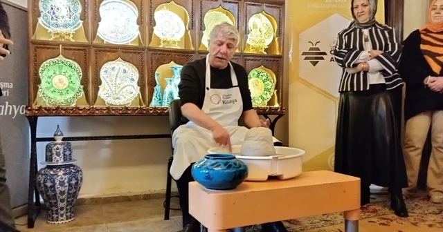 Kütahya da Kadim Kültür: Çinicilik başlıklı etkinlik düzenlendi Kütahya Haberleri