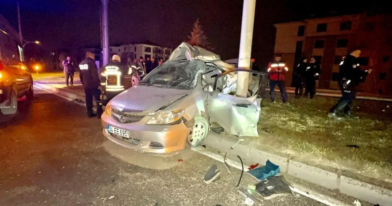 Son dakika: Malatya da kontrolden çıkan araç trambüs direğine çarptı: 1 kişi öldü 1 kişi yaralandı Son dakika haberleri