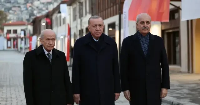 Cumhurbaşkanı Erdoğan Kurtuluş Caddesi nin yeniden ışıklandırılması törenine katıldı VİDEO İZLE