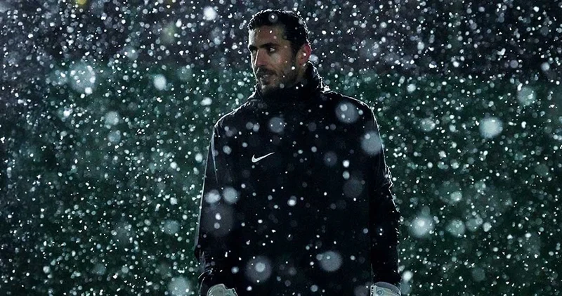 Amedspor lapa lapa kar altında çalıştı