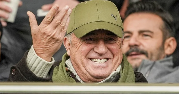 Fatih Terim, Sarıyer Bodrum FK maçını tribünden izledi!