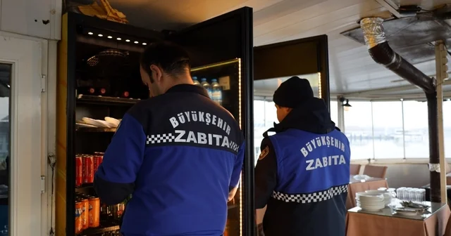 Zabıtadan balıkçı teknelerine yılbaşı denetimi Kocaeli Haberleri