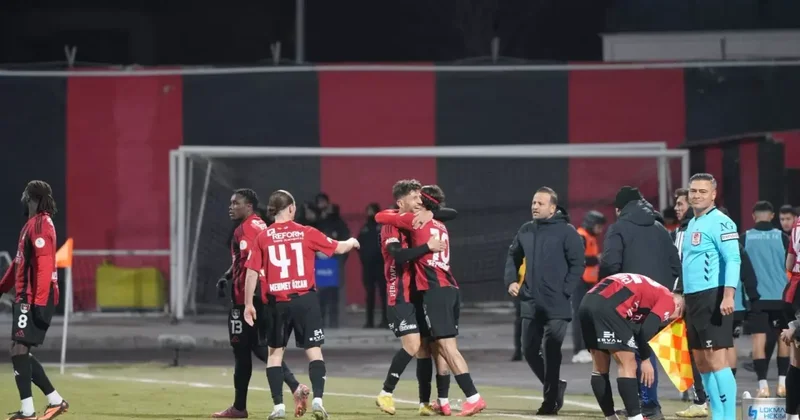 Efsane takım 2. Lig e düşüyor! 4 golle yıkıldılar