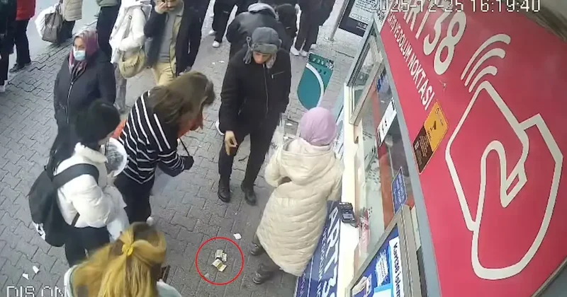 Bilet gişesi önünde düşürülen 250 avro, sahibi bulunup teslim edildi