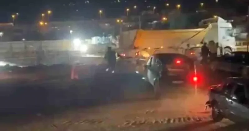 Derince de Kaza Sonrası Kavga: Araçlar Hasar Gördü