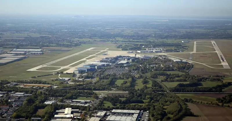 Almanya da alarm verildi! Çok sayıda dron ülkeye girdi! Uçuşlar durduruldu