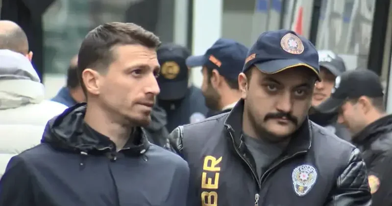 Mert Hakan Yandaş tan Fenerbahçe taraftarlarına mektup! Dostlarımın sessizliği... Fanatik Gazetesi Fenerbahçe (FB) Haberleri Spor