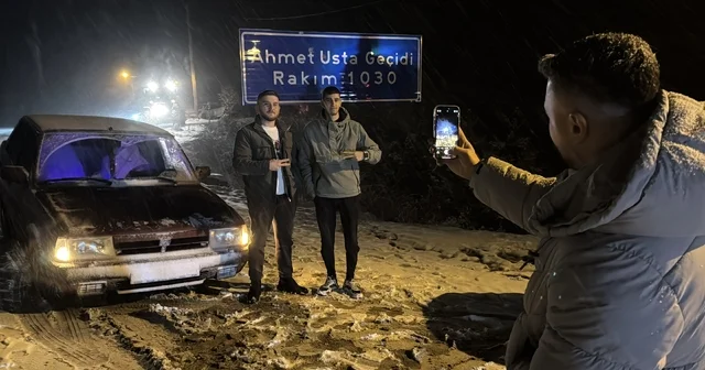 Kar yağışını duyan soluğu burada aldı Karabük Bartın kara yolunda kar yağışı etkili oluyor Karabük Haberleri