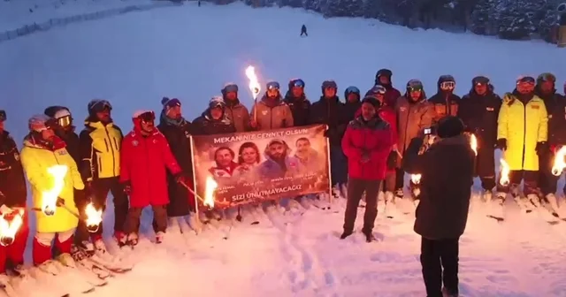 Sarıkamış tan Bursa ya vefa köprüsü: Genç kayakçılar, Bursa daki yangında ölen kayakçıları andı Kars Haberleri