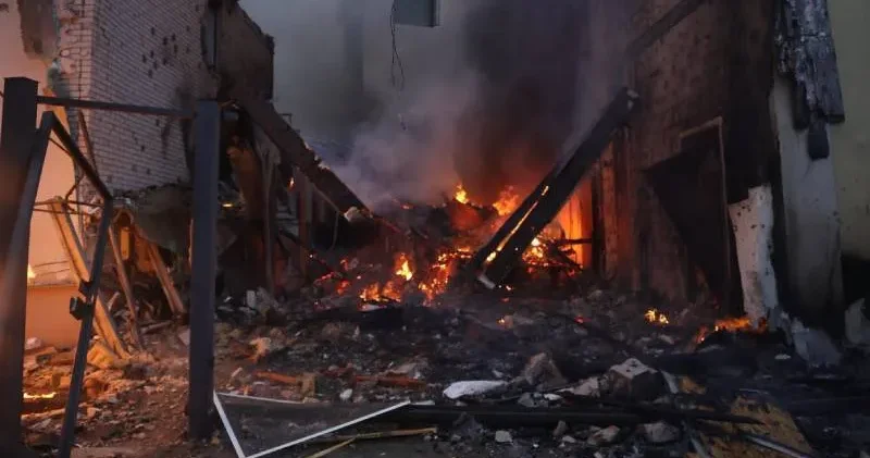 Rusya dan Kiev e gece boyu süren saldırılar; 2 si çocuk, 22 kişi yaralandı