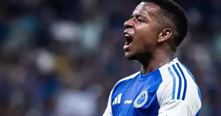 Beşiktaş ın eski oyuncusu Arroyo, en iyi 100 genç listesinde!