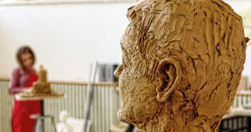 Güzel sanatlar tezleri üzerine