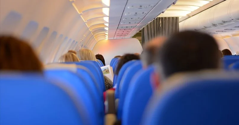 Seyahat etmeyin çağrısı yapıldı! Ülkede 1600 uçuş iptal edildi Sözcü Gazetesi