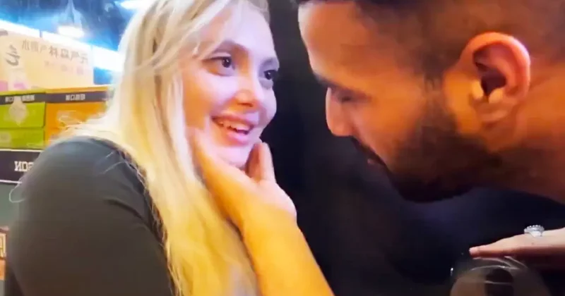 Ünlü fenomene canlı yayında taciz girişimi