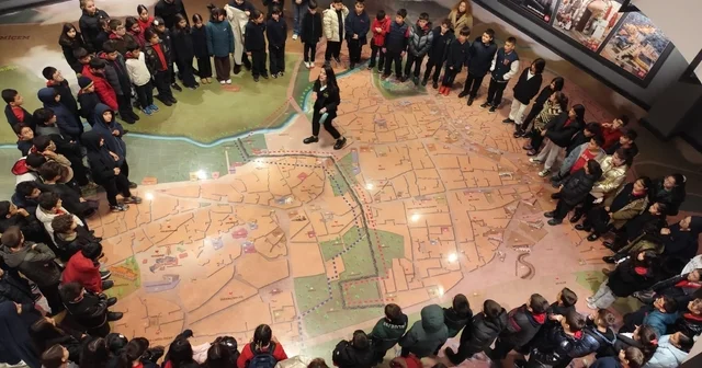 25 Aralık Panorama Müzesi ne ziyaretçi akını 5 günde 10 bin ziyaretçi ağırlandı Gaziantep Haberleri