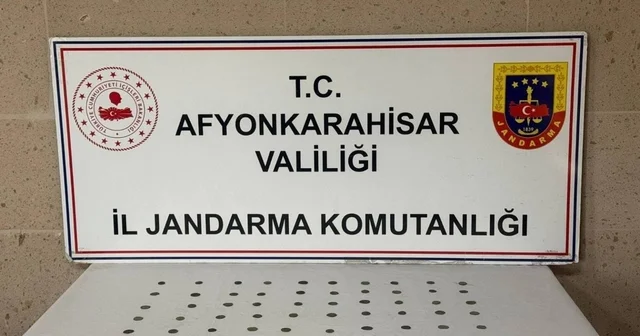 Jandarma 70 sikke ele geçirdi Afyonkarahisar Haberleri