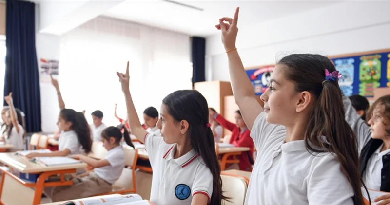 Yarıyıl tatili ne zaman bitiyor? 15 tatil uzatıldı mı, okullar ne zaman açılacak, ayın kaçında?