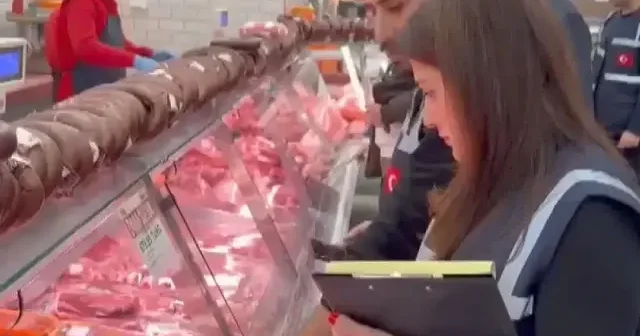 Ramazan öncesi ekiplerden fırsatçı operasyonu: İşletmelere ceza yağdı VİDEO İZLE