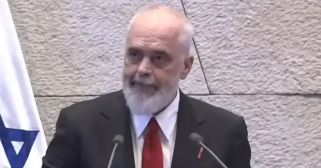 Arnavutluk Başbakanı Rama Gazze kasabını dakikalarca övdü: Karşınızda dizlerim titriyor VİDEO İZLE