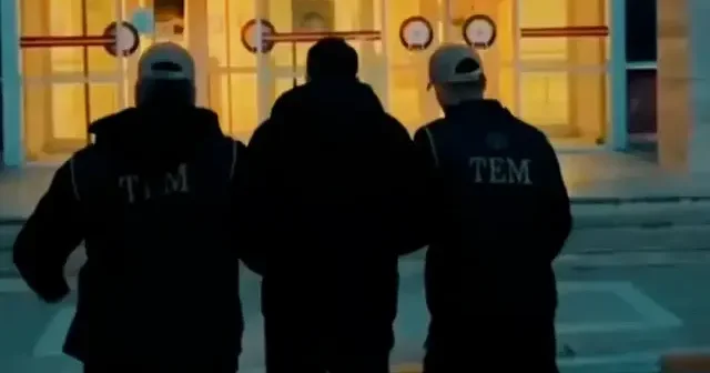 FETÖ ye yönelik 46 ilde düzenlenen operasyonlarda 82 şüpheli tutuklandı VİDEO İZLE