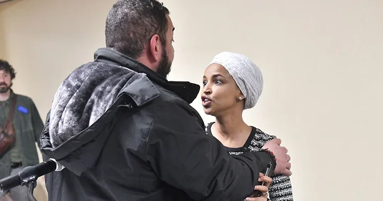 ABD de Temsilciler Meclisi üyesi Omar saldırıya uğradı