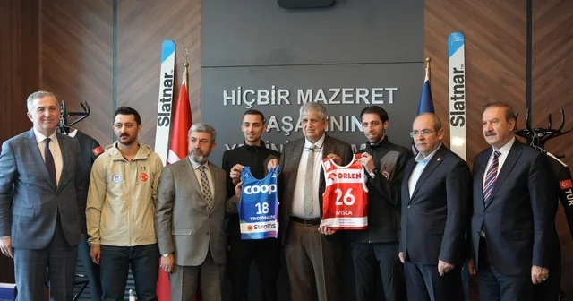Uçan Türkler, Milano Cortina 2026 Kış Olimpiyatları yolunda Aras Elektrik Spor Kulübü sporcuları Fatih Arda İpçioğlu ve Muhammed Ali Bedir, olimpiyatlarda kayakla atlamada ay yıldızlı formayı giyecek Erzurum Haberleri