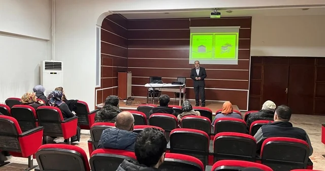 Erzincan da umreci adaylarına seminer verildi Erzincan Haberleri
